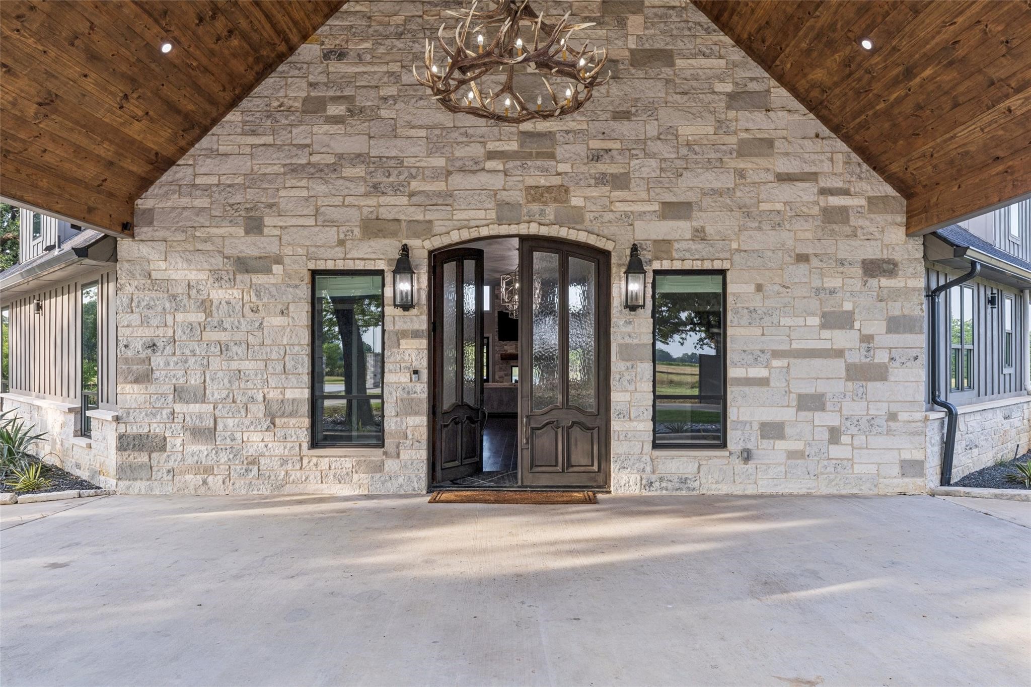 12877 Foutch Road Pilot Point TX 76258