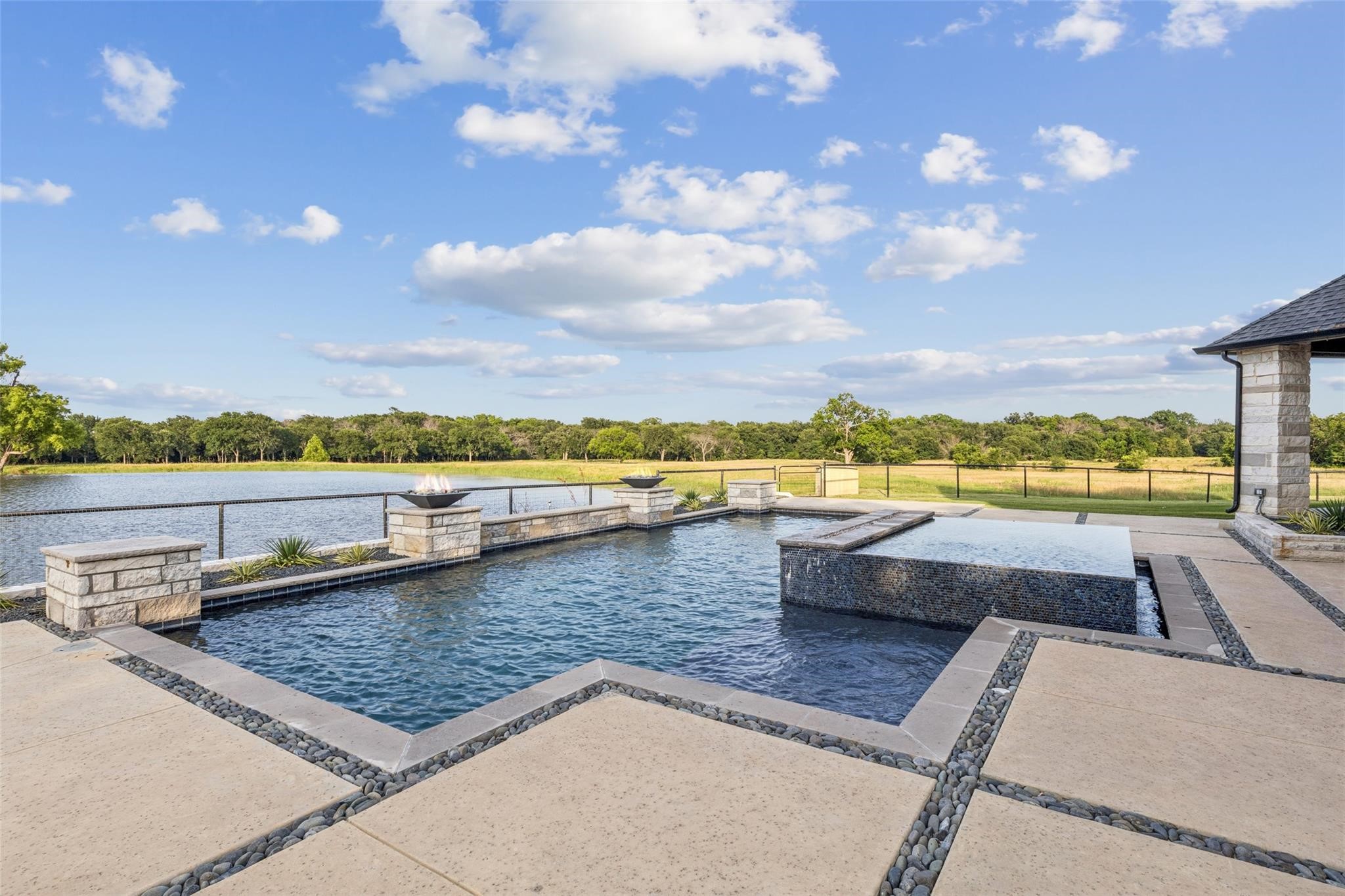 12877 Foutch Road Pilot Point TX 76258
