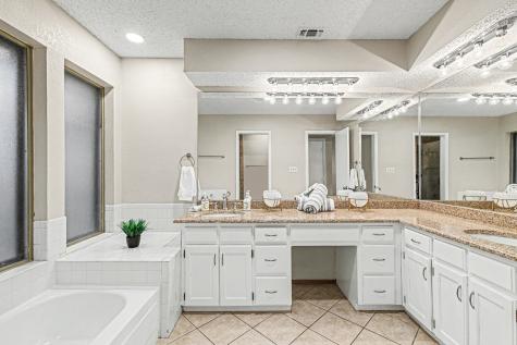 5603 Louise Way Drive Arlington TX 76017