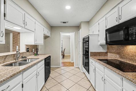 5603 Louise Way Drive Arlington TX 76017