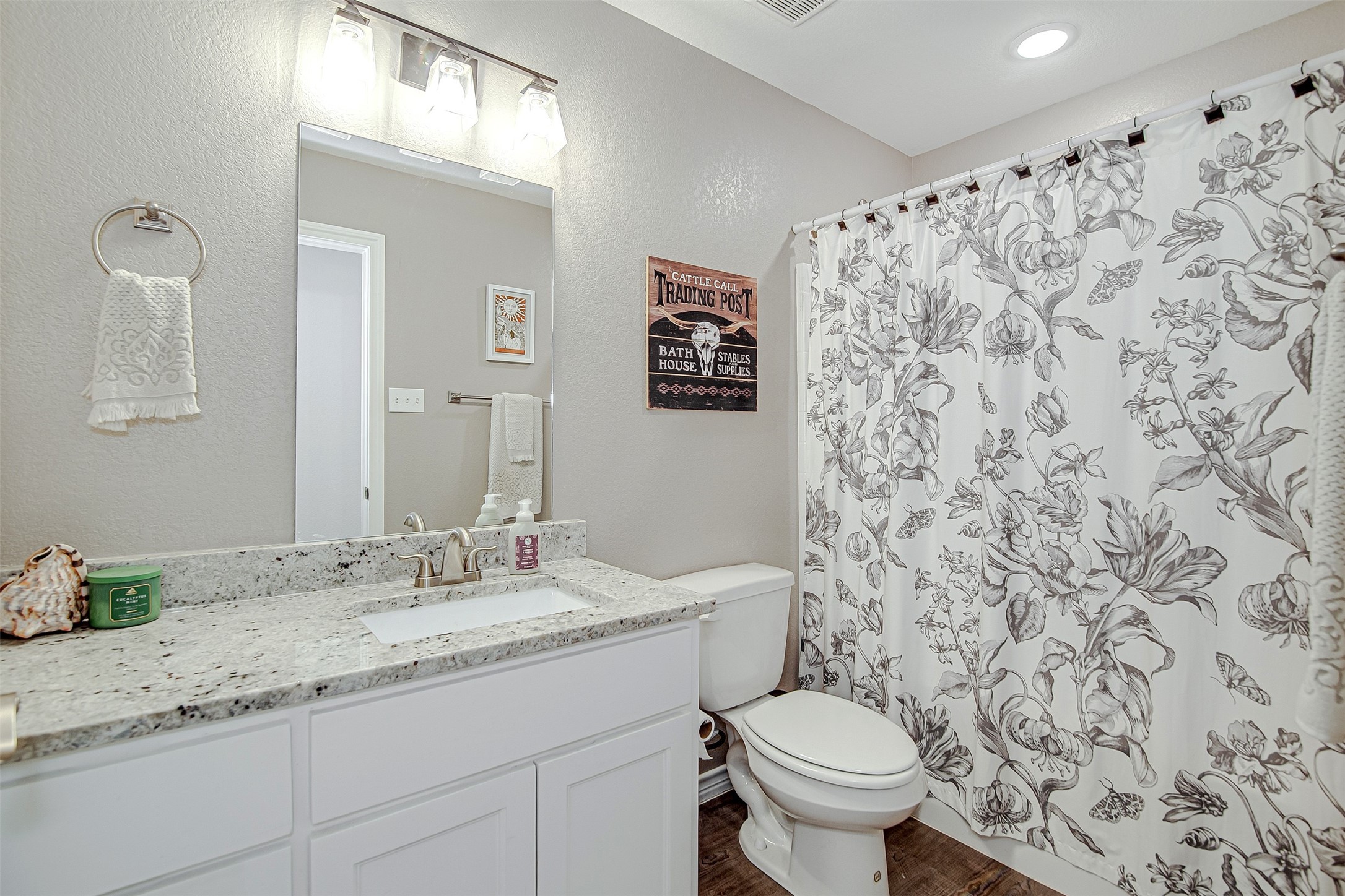 161 Columbia Street Cleburne TX 76031