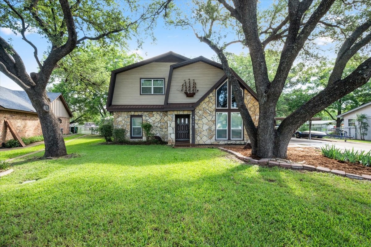 4106 Norfolk Bay Court Granbury TX 76049