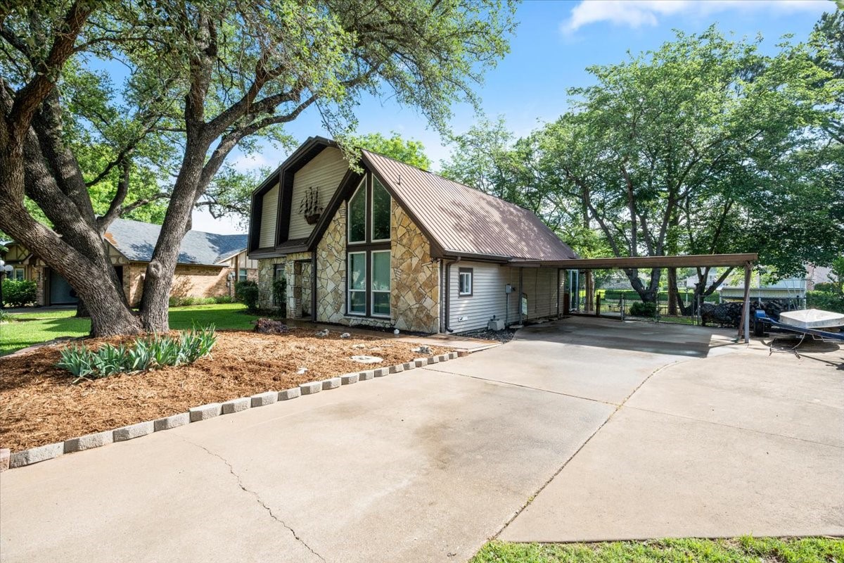 4106 Norfolk Bay Court Granbury TX 76049