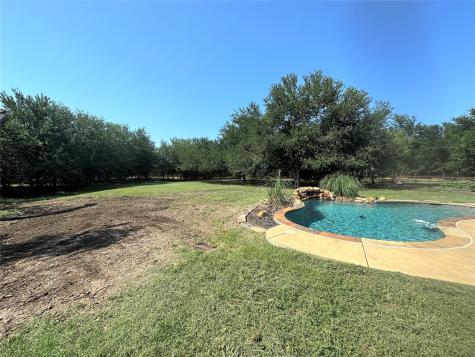 261 Vickie Lane Gunter TX 75058