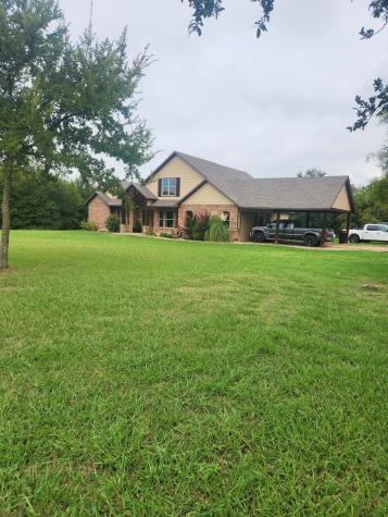 261 Vickie Lane Gunter TX 75058