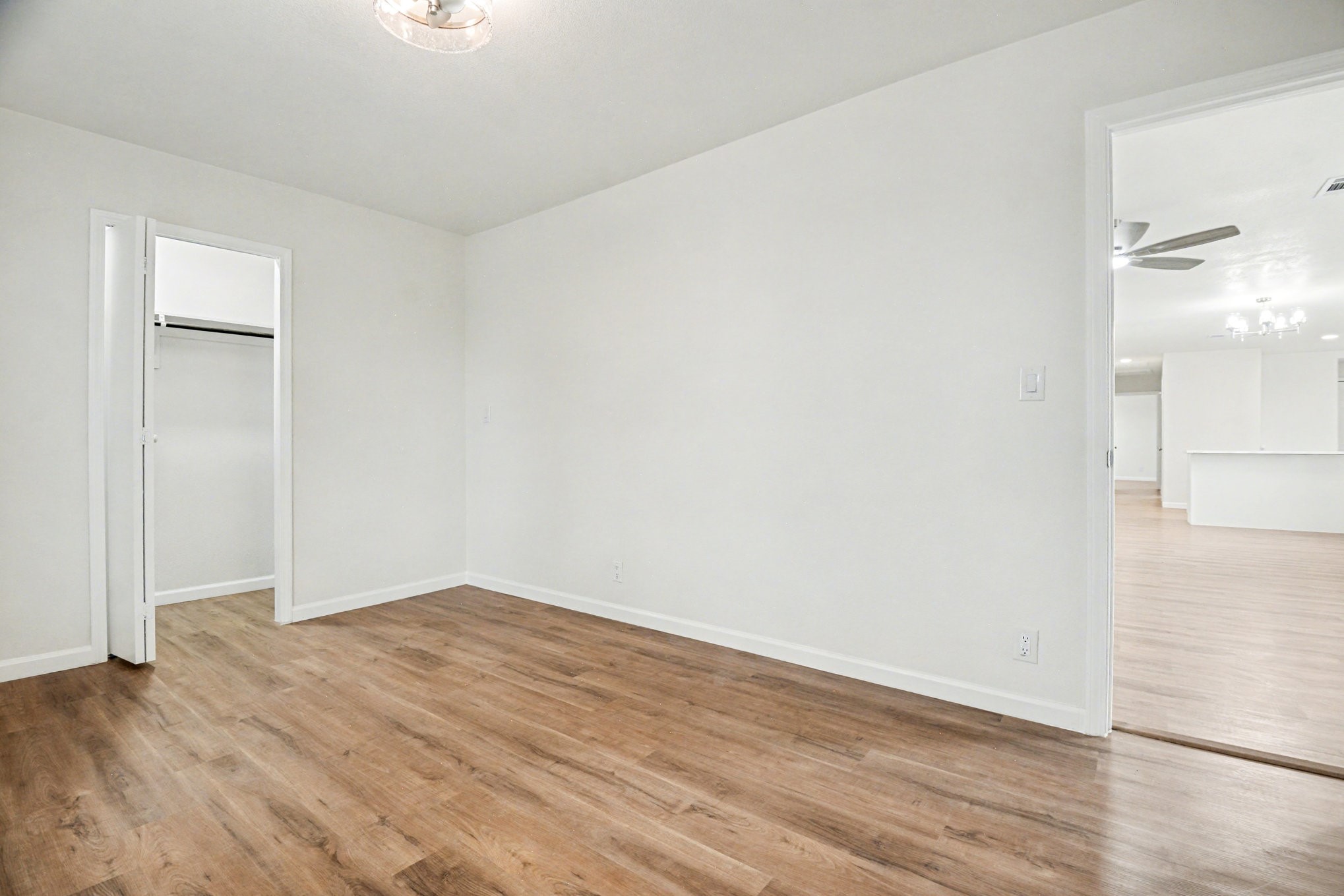 928 Ash Crescent Street Fort Worth TX 76104