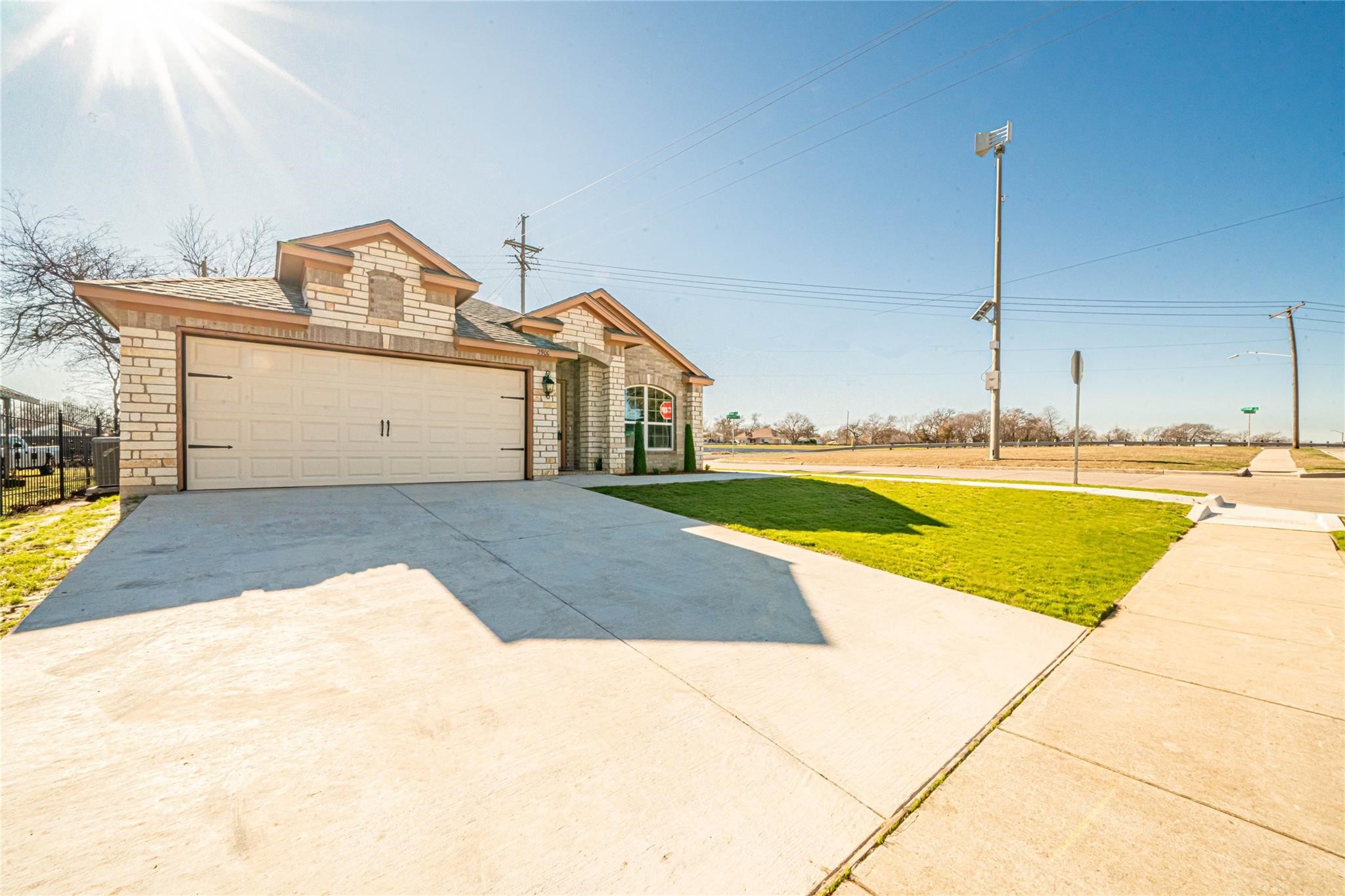 2900 Fitzhugh Avenue Fort Worth TX 76105