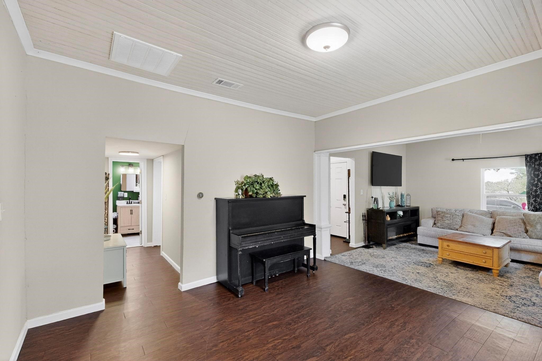 504 Jefferson Street Hillsboro TX 76645