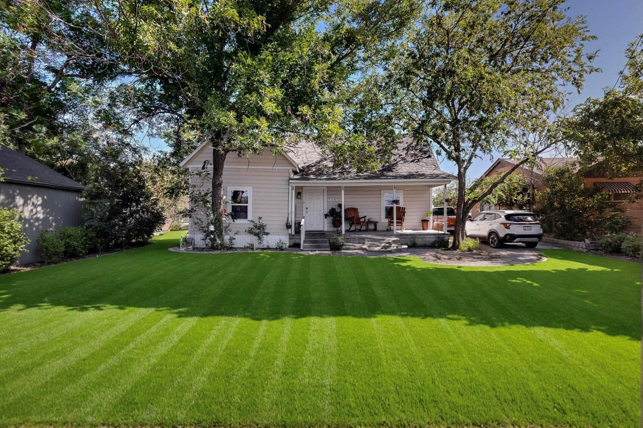 504 Jefferson Street Hillsboro TX 76645