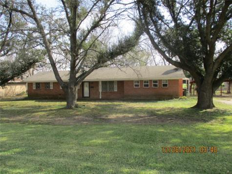 604 Carroll Street Kerens TX 75144
