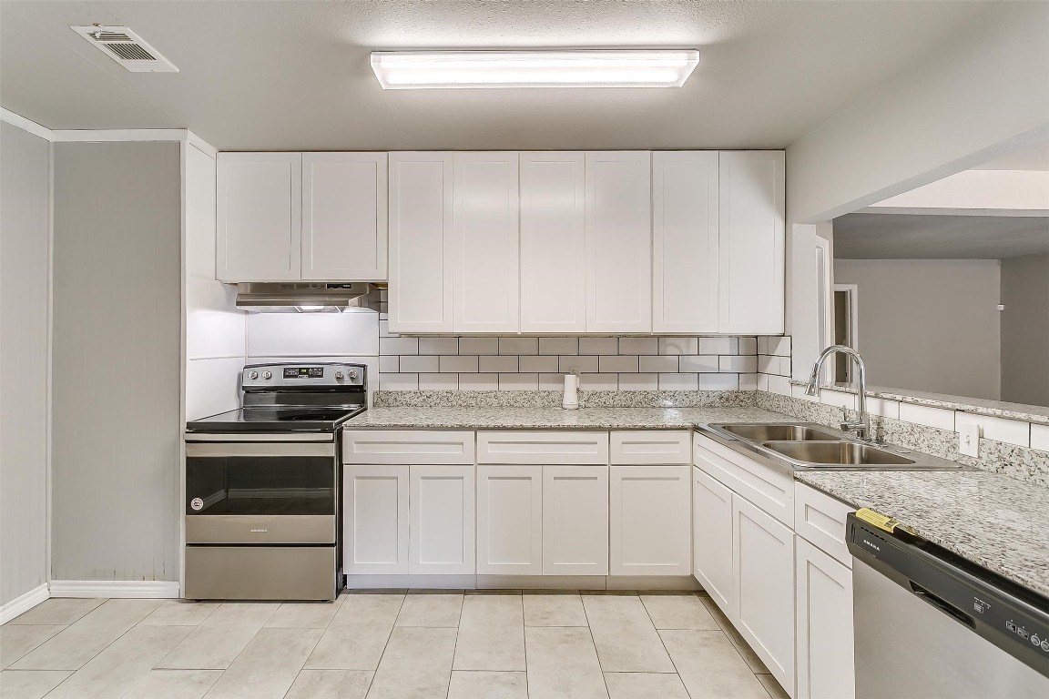 1201 Clarice Street Grand Prairie TX 75051