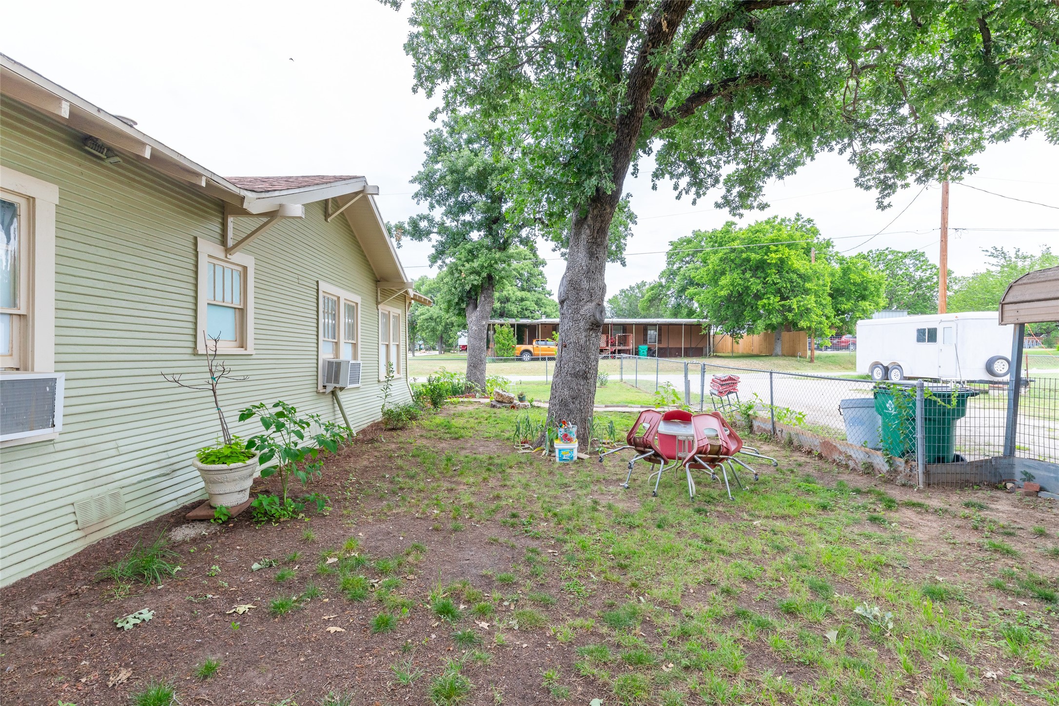 208 Frost Street Eastland TX 76448