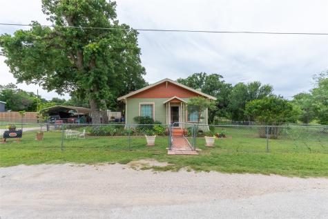 208 Frost Street Eastland TX 76448