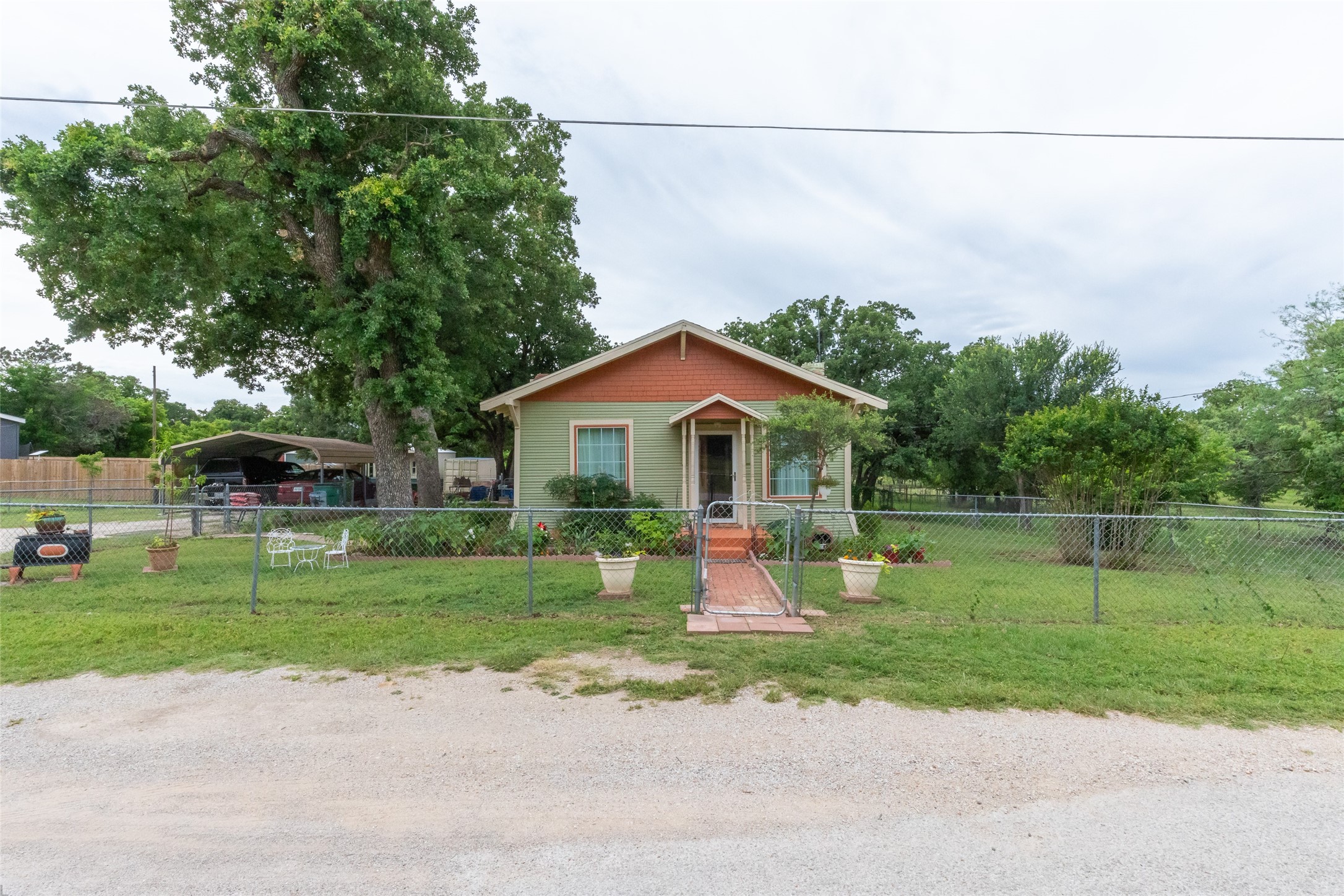 208 Frost Street Eastland TX 76448