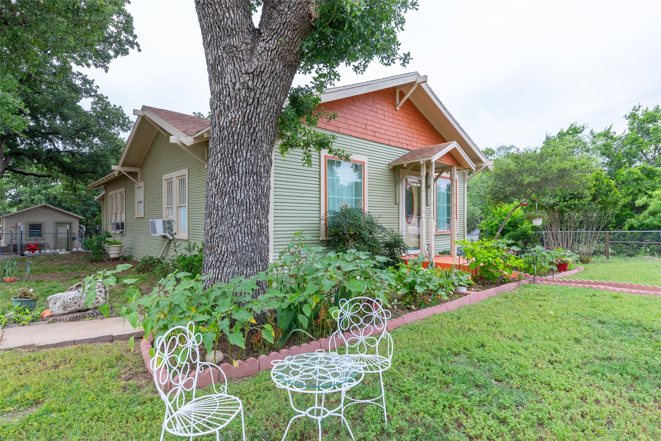 208 Frost Street Eastland TX 76448