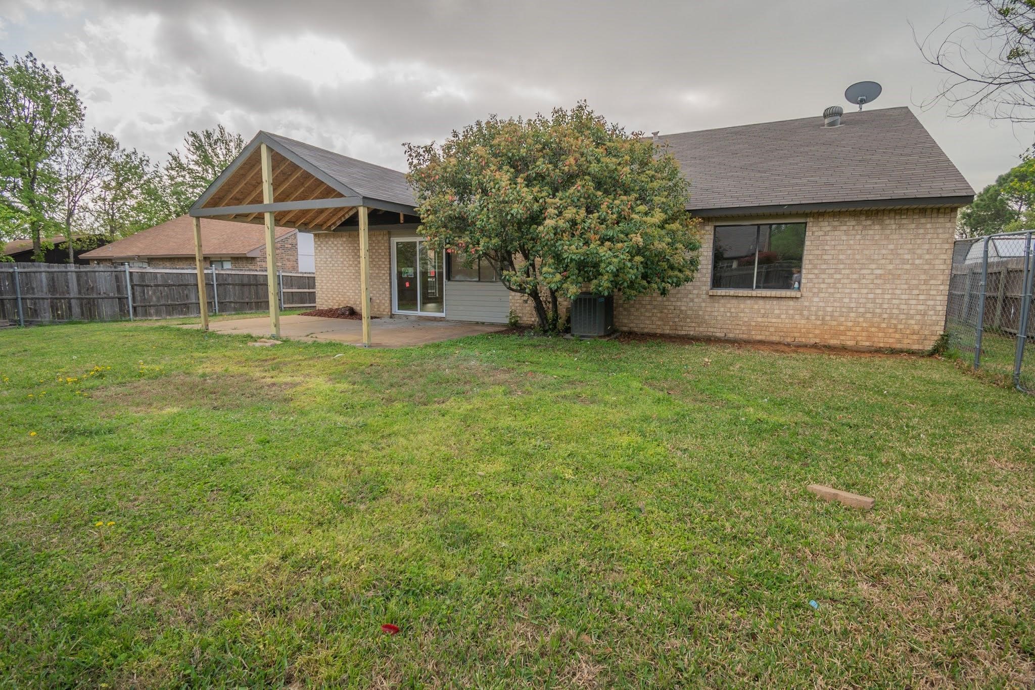 3825 Hackberry Lane Bedford TX 76021