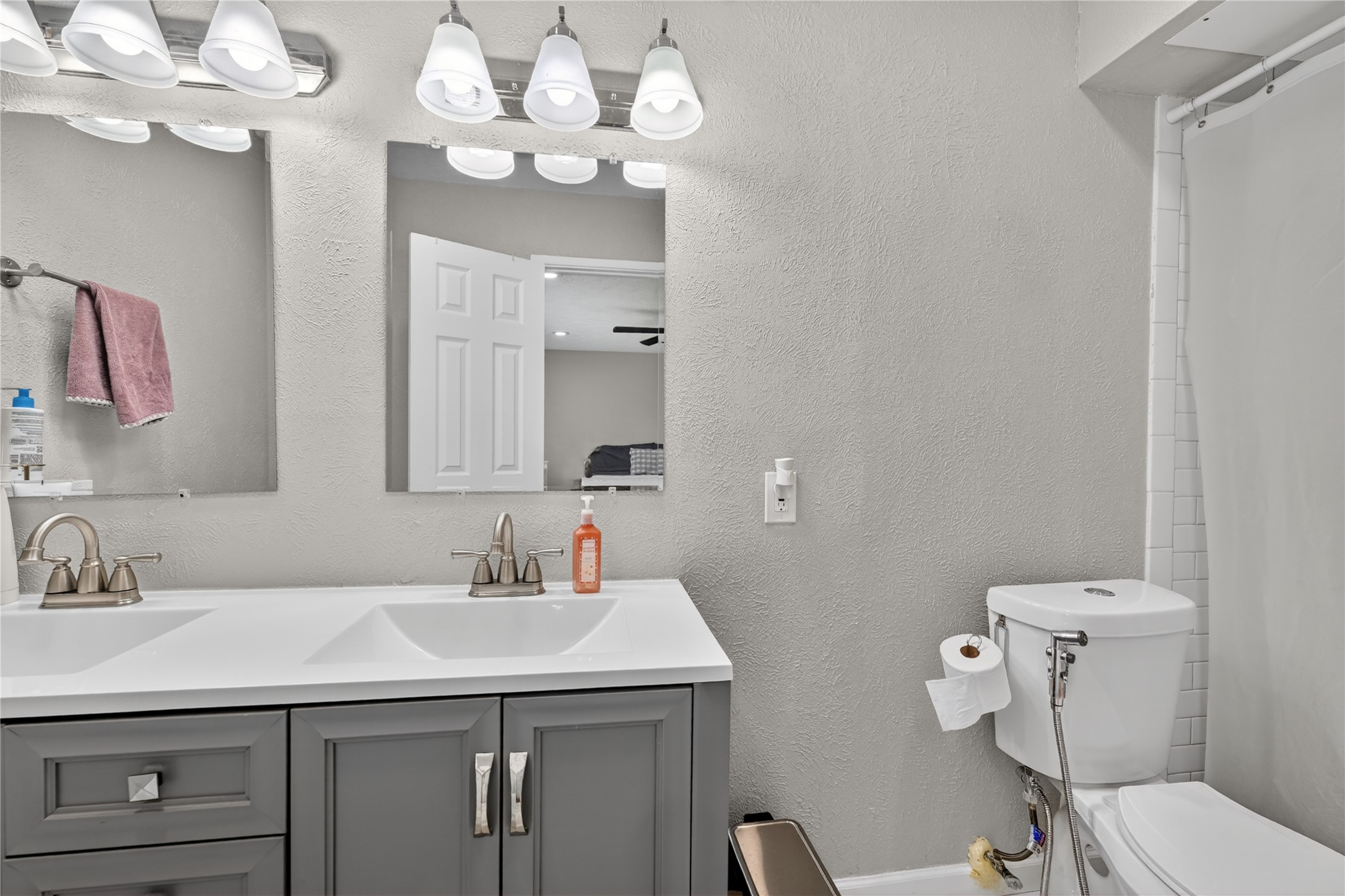 3825 Hackberry Lane Bedford TX 76021