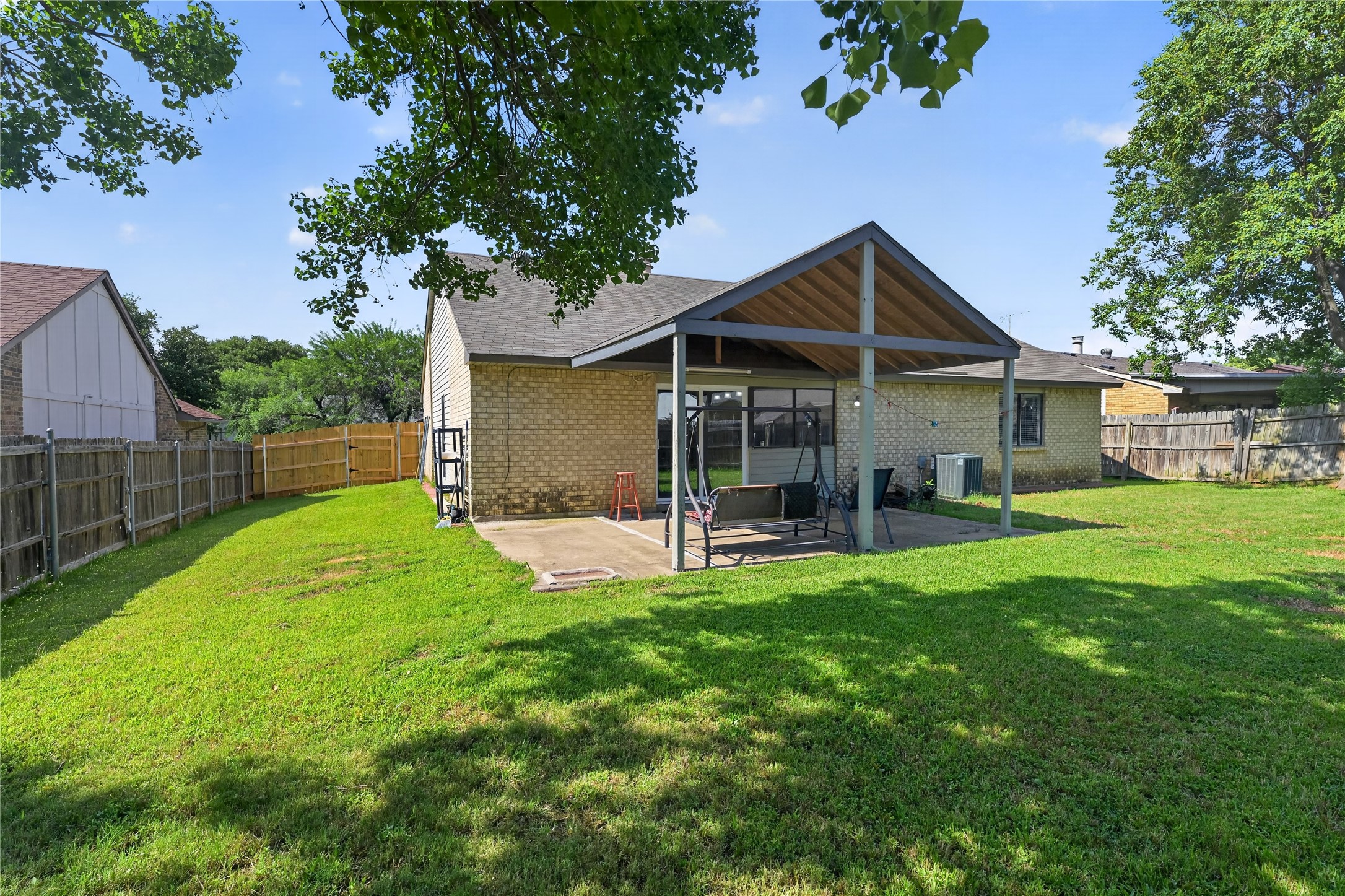 3825 Hackberry Lane Bedford TX 76021