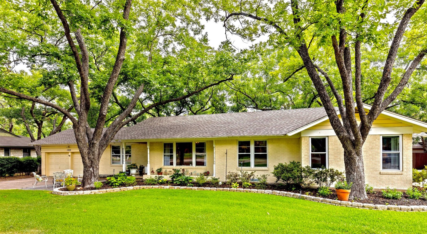 1225 W Park Row Drive Arlington TX 76013