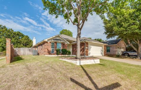101 Flyaway Lane Fort Worth TX 76120