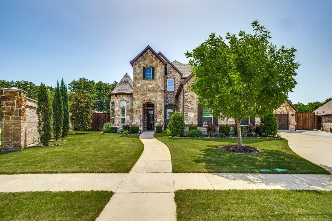 8228 Clear Spring Lane North Richland Hills TX 76182