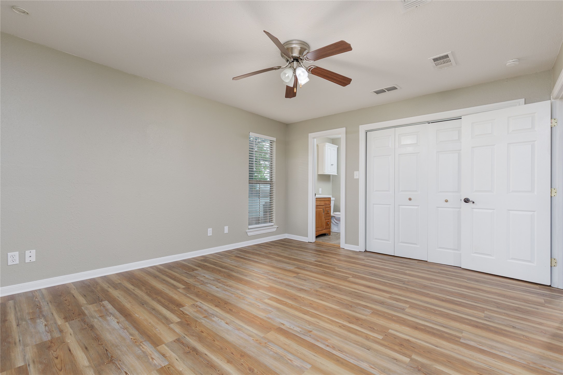 209 W Houston Lane Van Alstyne TX 75495
