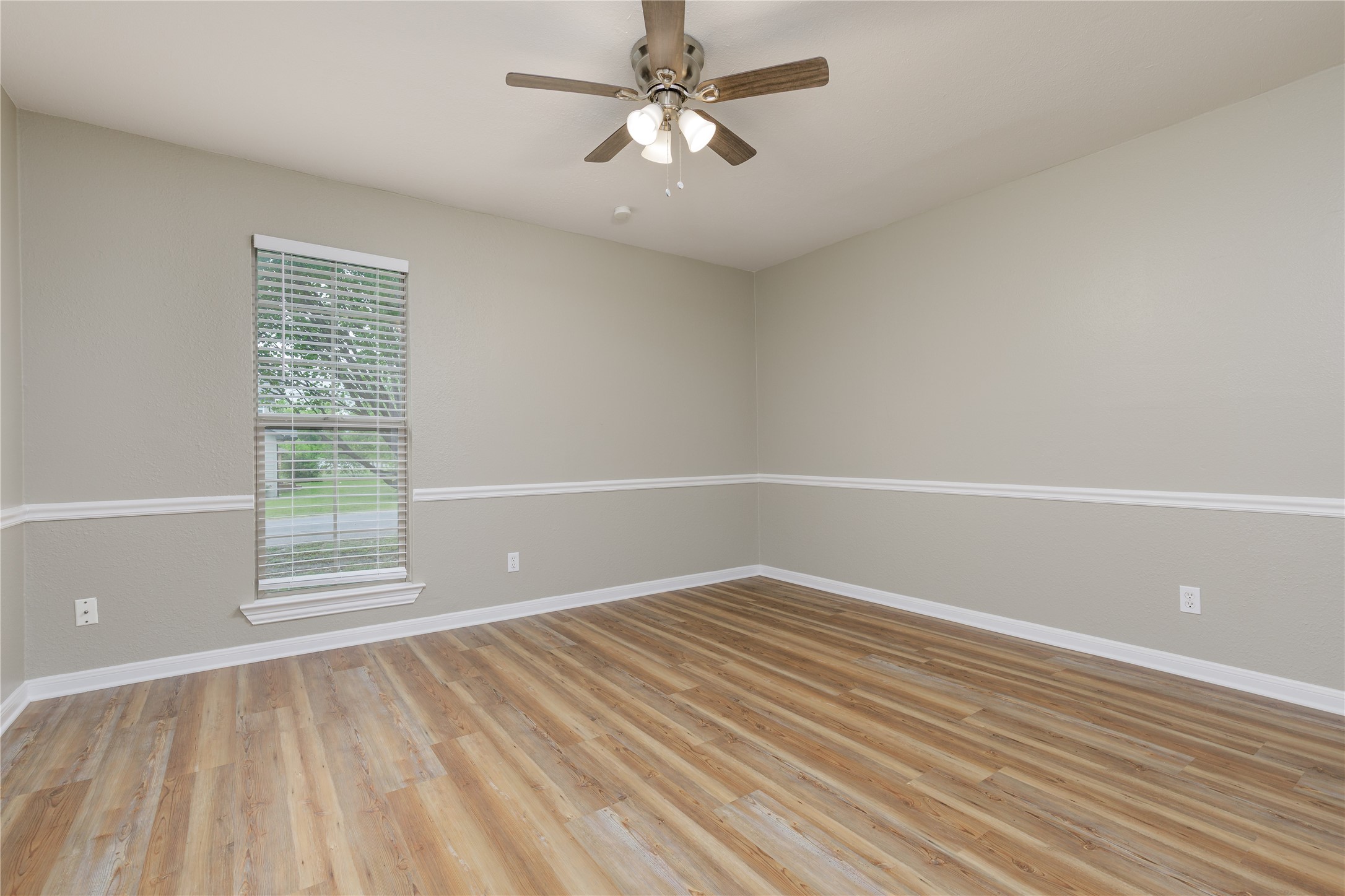 209 W Houston Lane Van Alstyne TX 75495