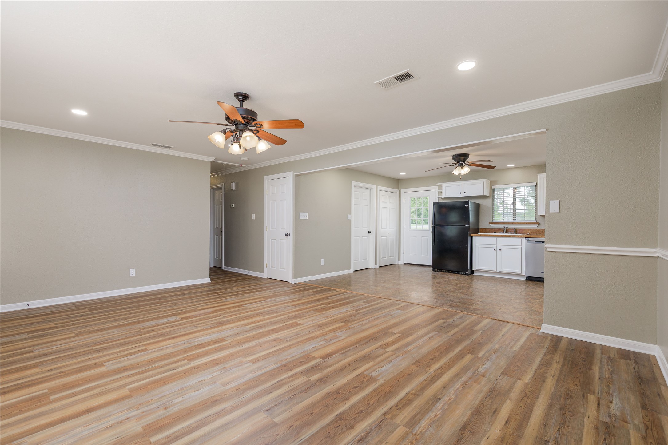 209 W Houston Lane Van Alstyne TX 75495