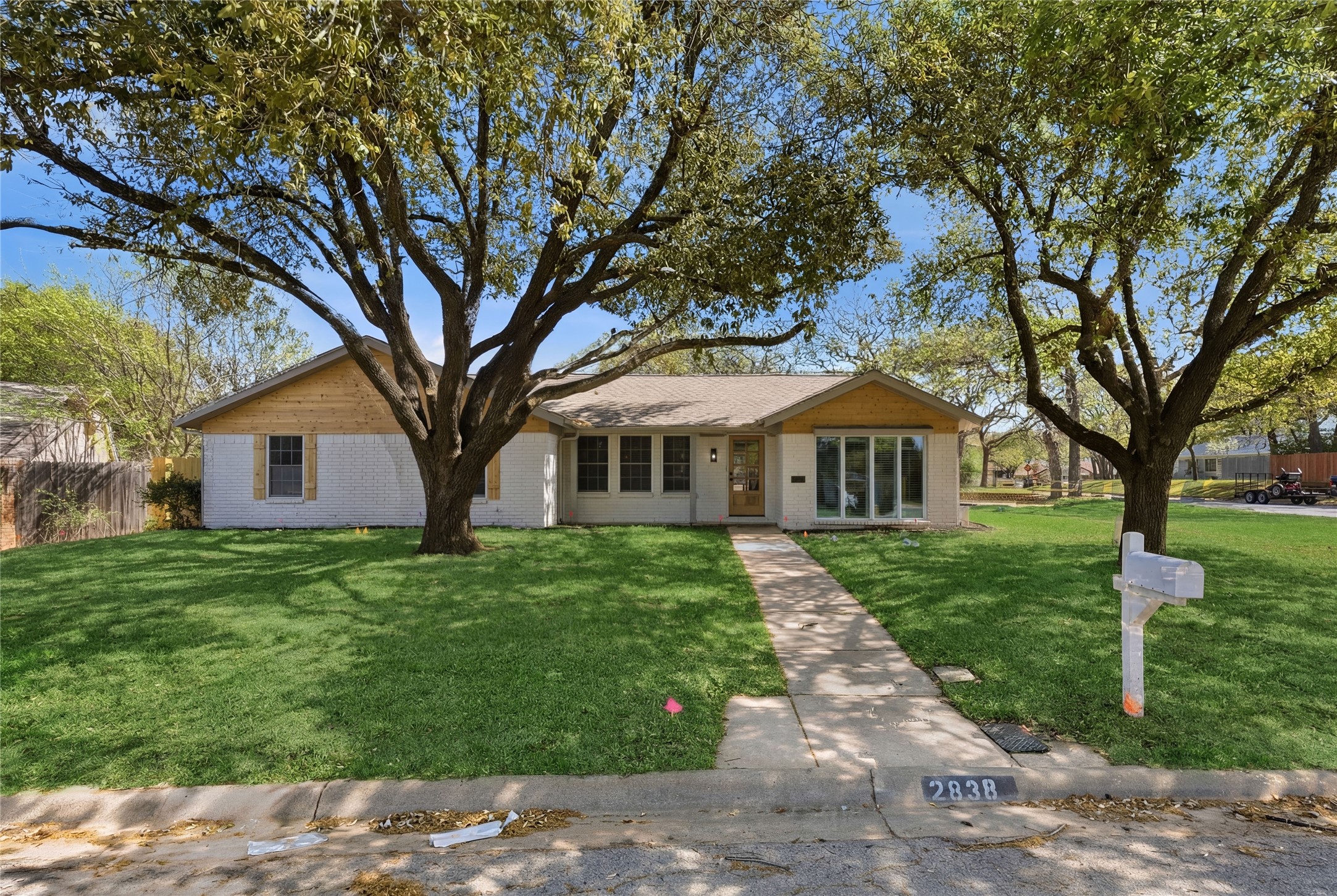 2838 Summerdale Drive Hurst TX 76054