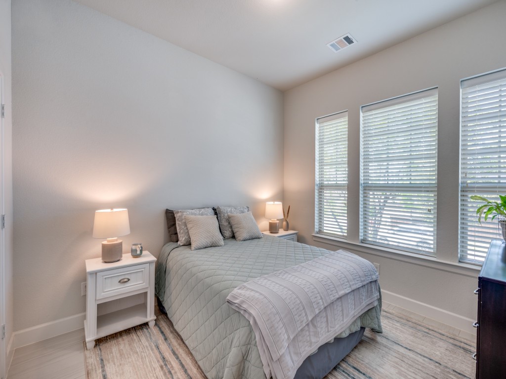 1044 Myers Park Trail Roanoke TX 76262