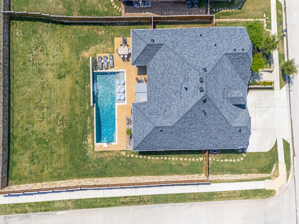 1044 Myers Park Trail Roanoke TX 76262