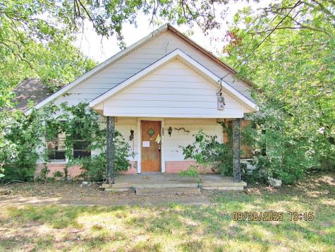 424 E Lawson Road Dallas TX 75253