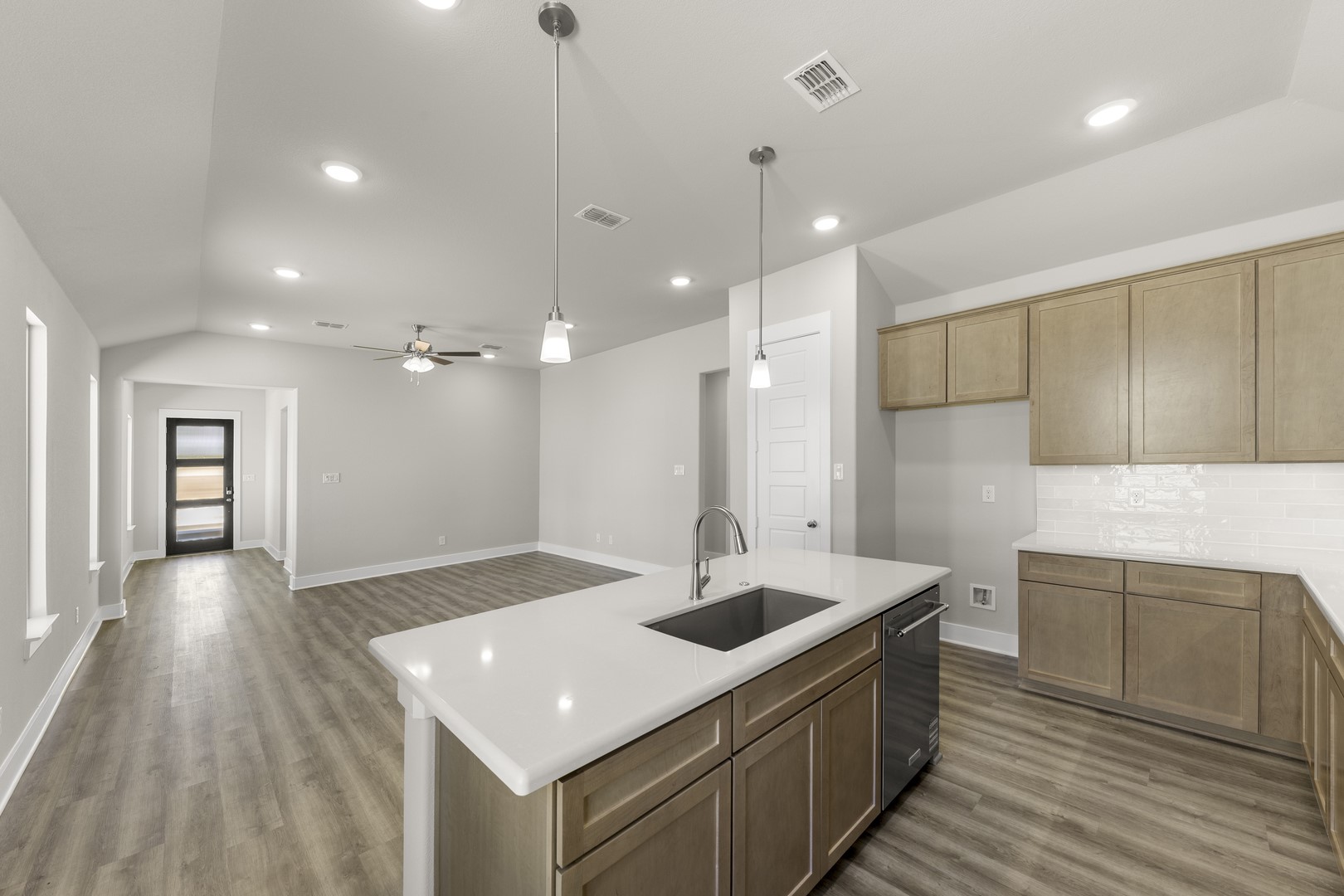 8725 Acorn Avenue Justin TX 76247