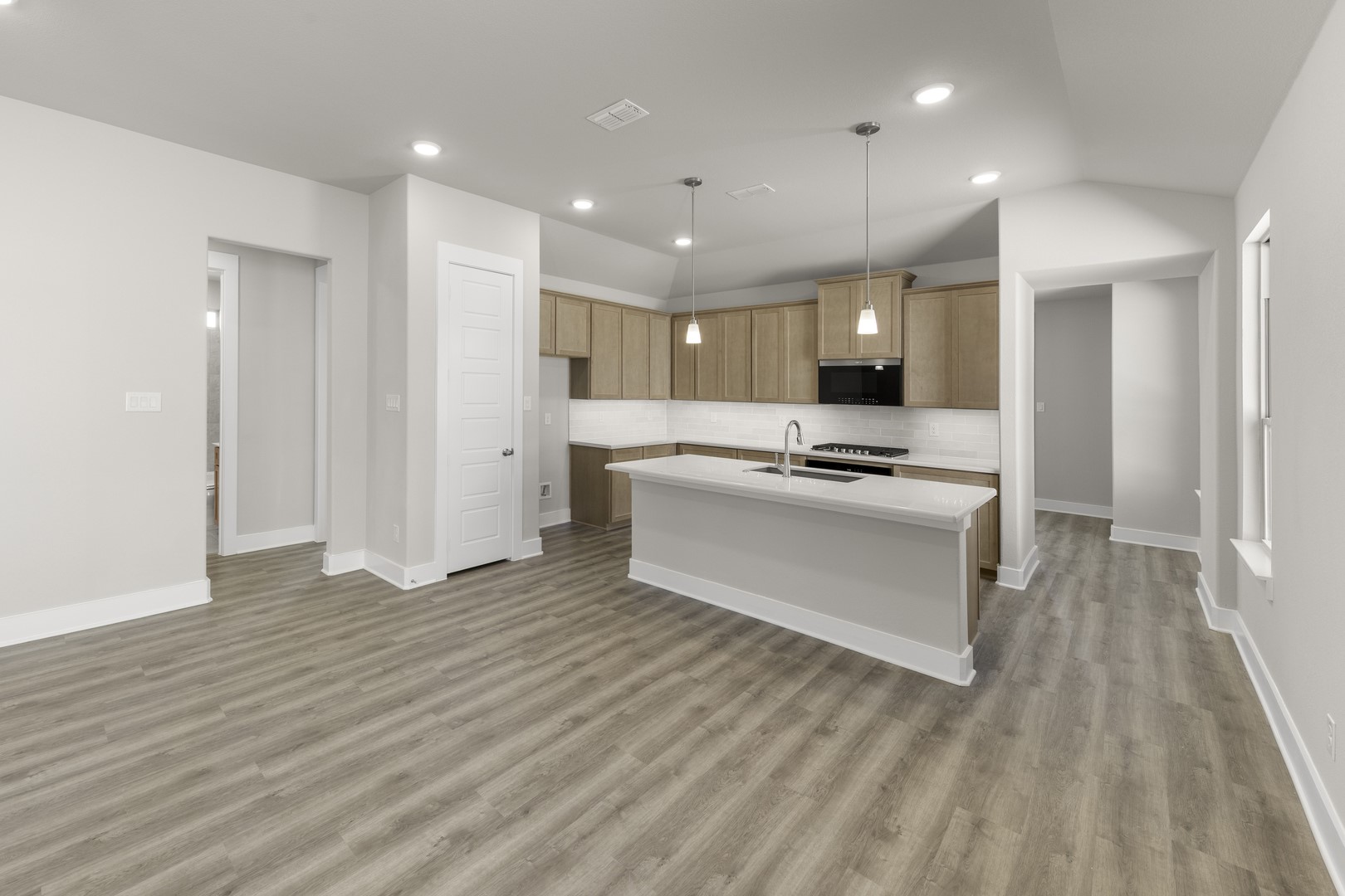 8725 Acorn Avenue Justin TX 76247