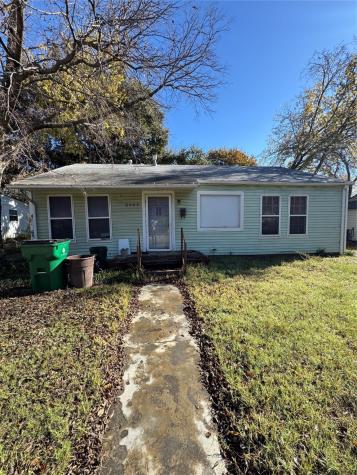 3004 Eastridge Drive Haltom City TX 76117