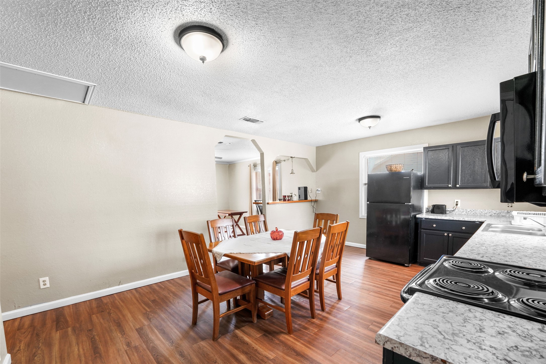 1145 Jefferson Road Paris TX 75460