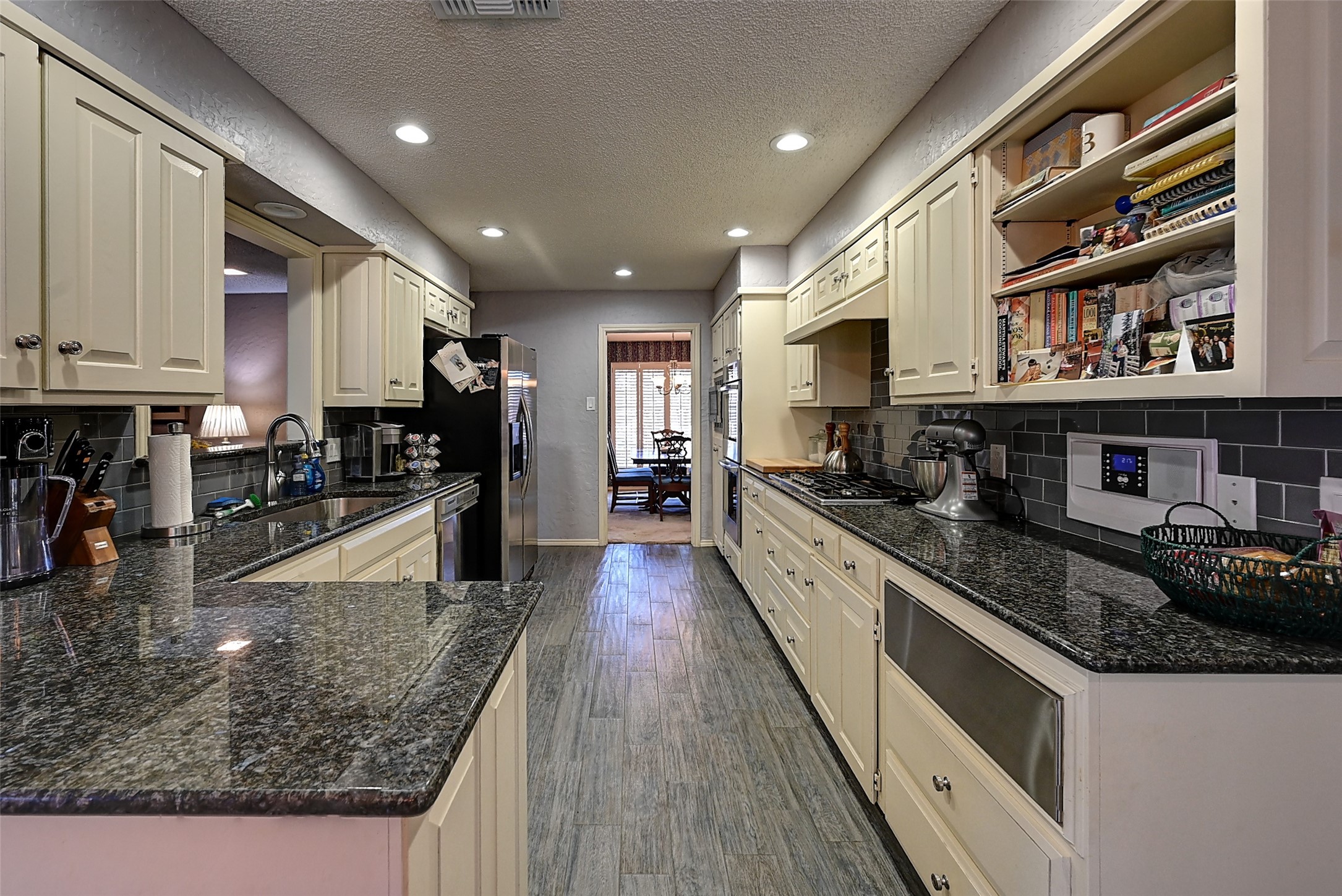 2300 Woodsong Trail Arlington TX 76016