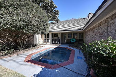2300 Woodsong Trail Arlington TX 76016