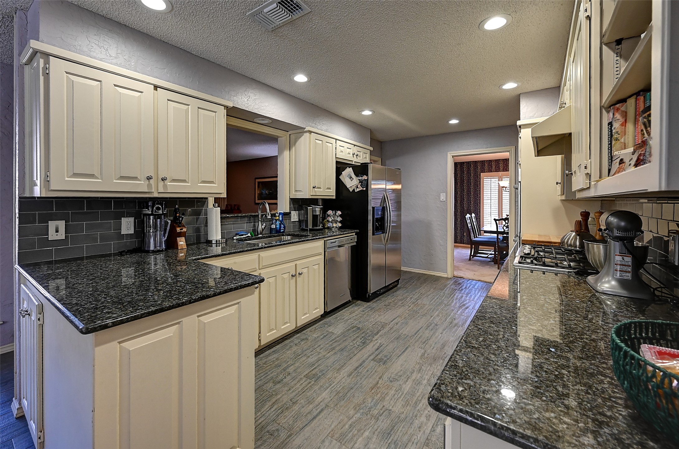 2300 Woodsong Trail Arlington TX 76016