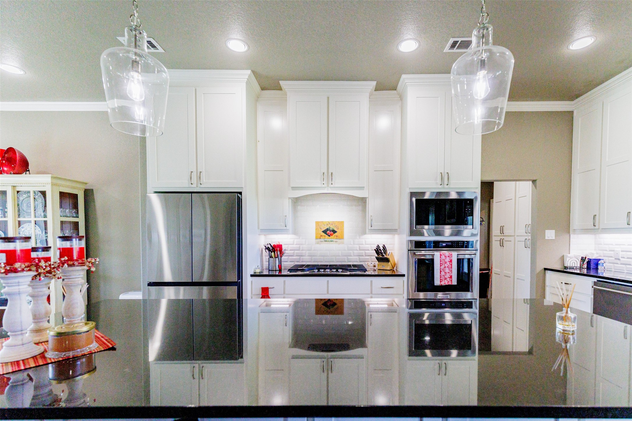 121 County Road 2571 Alvord TX 76225