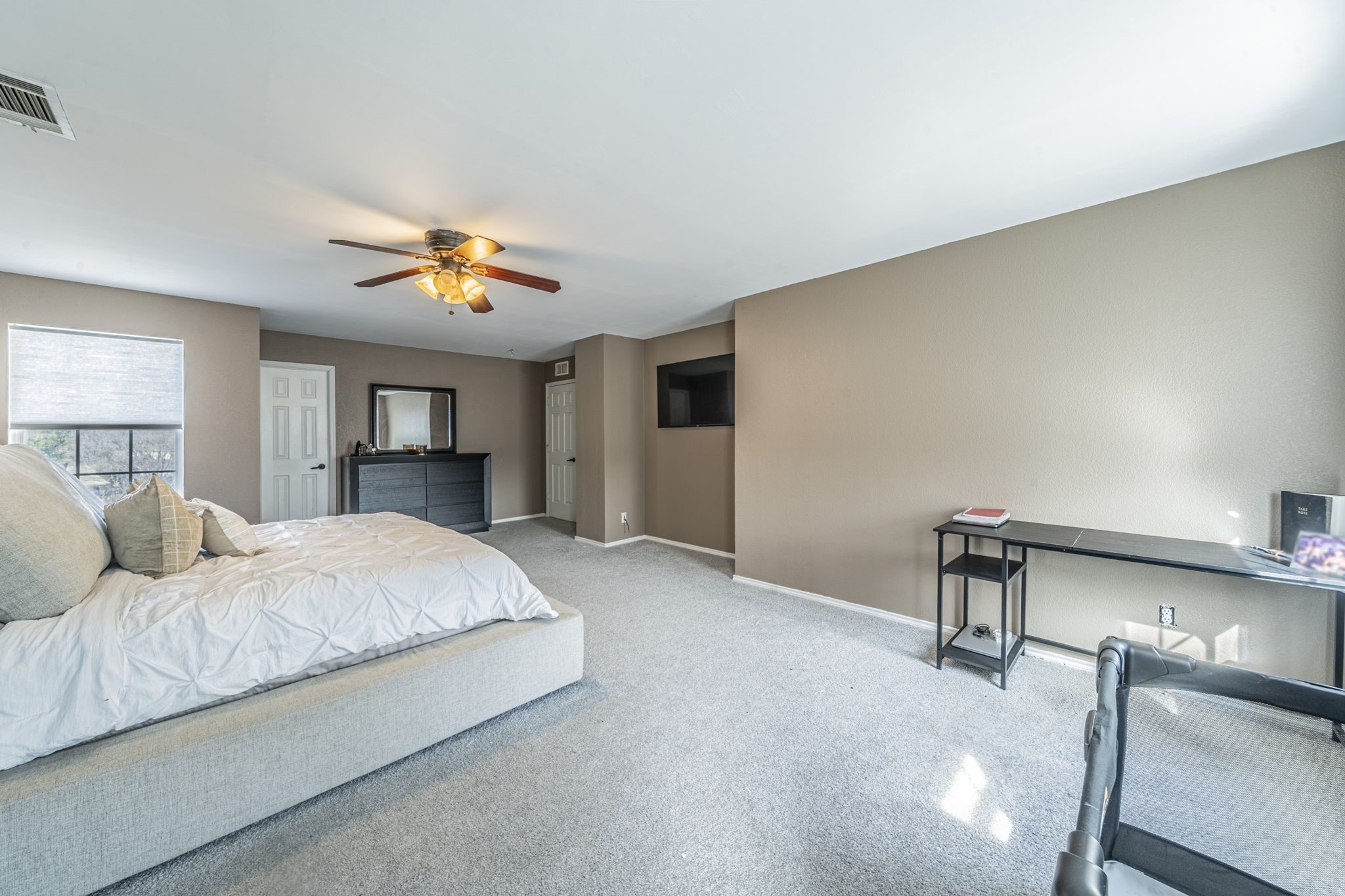 2216 La Salle Trail Grand Prairie TX 75052
