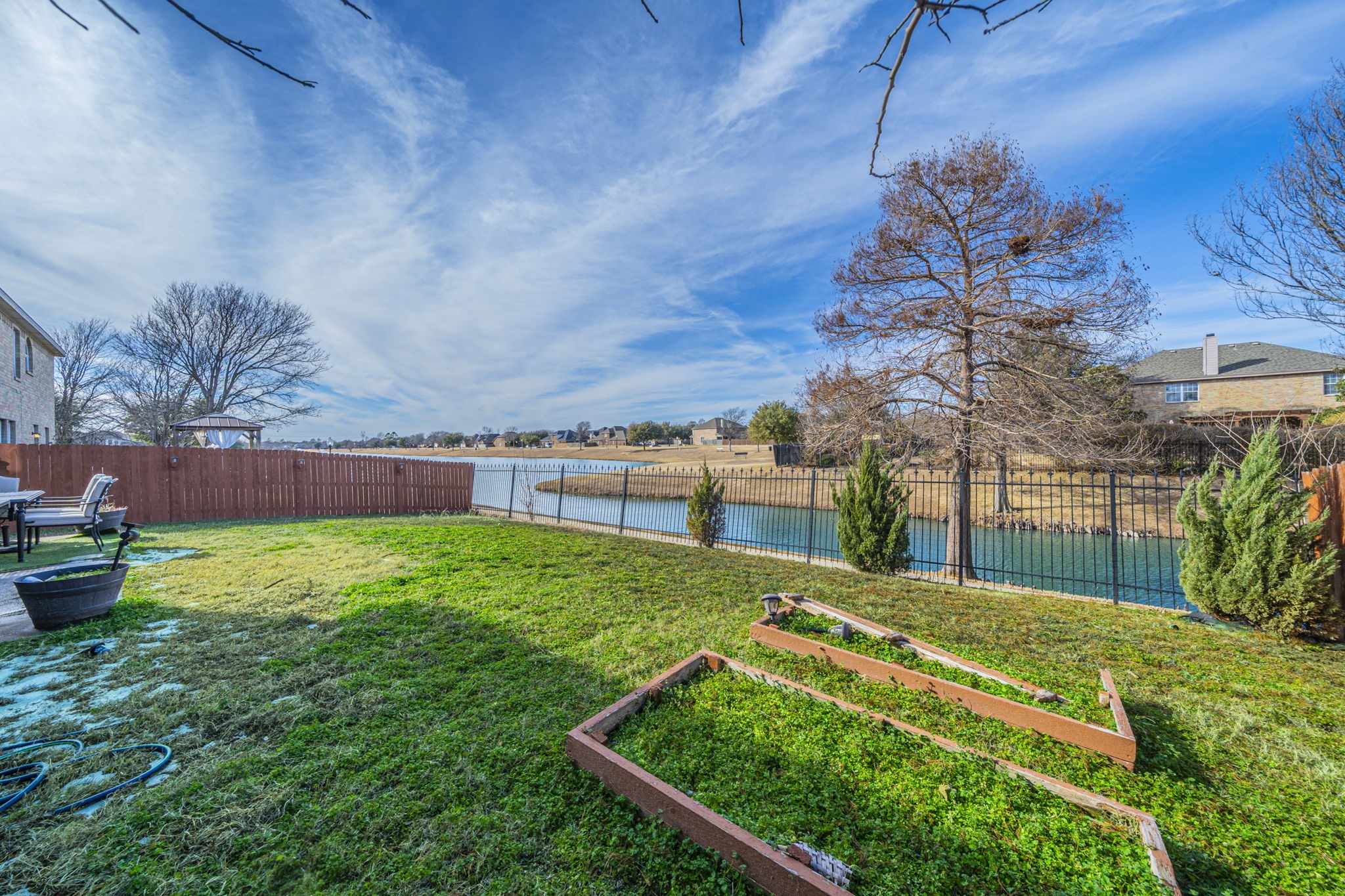 2216 La Salle Trail Grand Prairie TX 75052