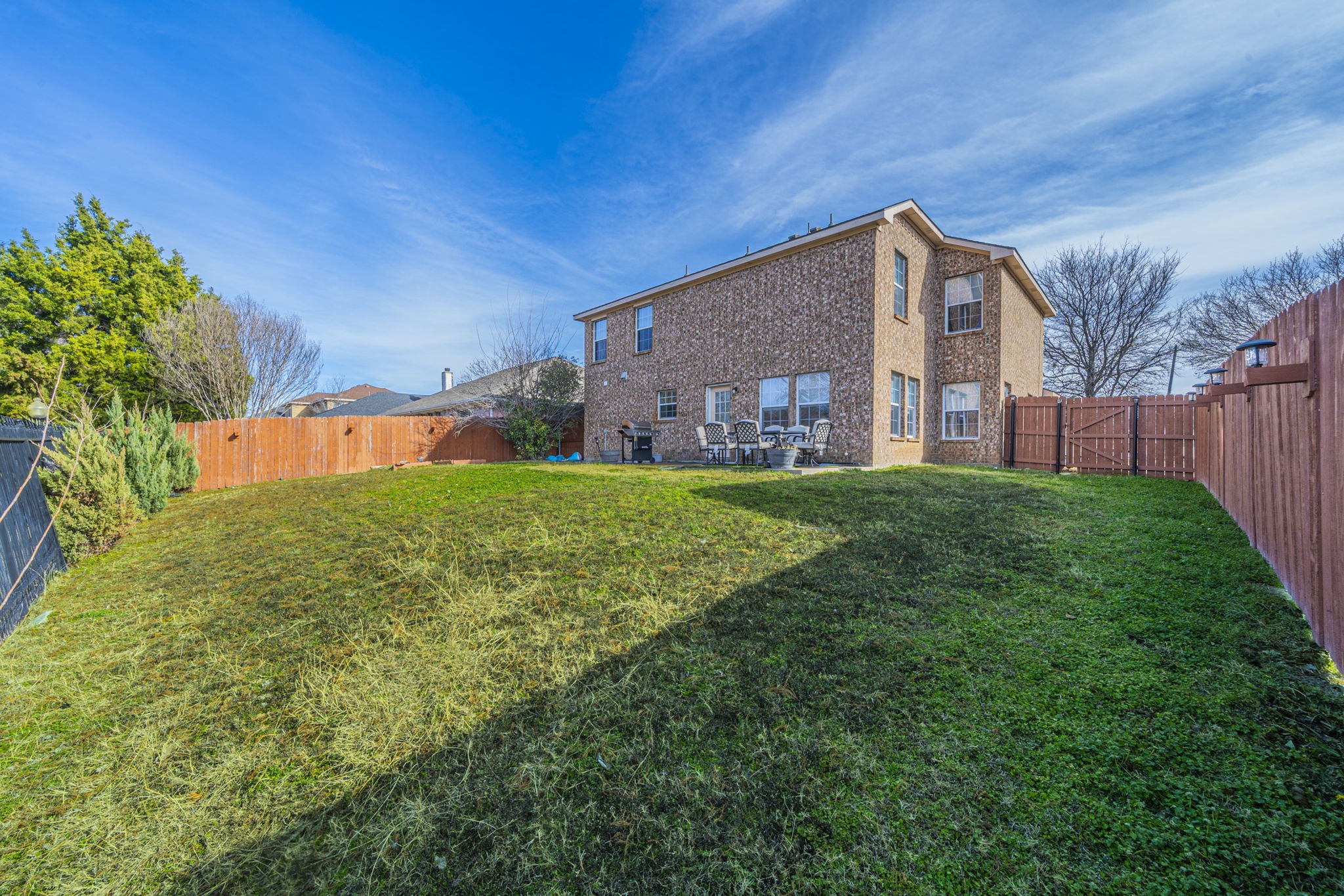 2216 La Salle Trail Grand Prairie TX 75052