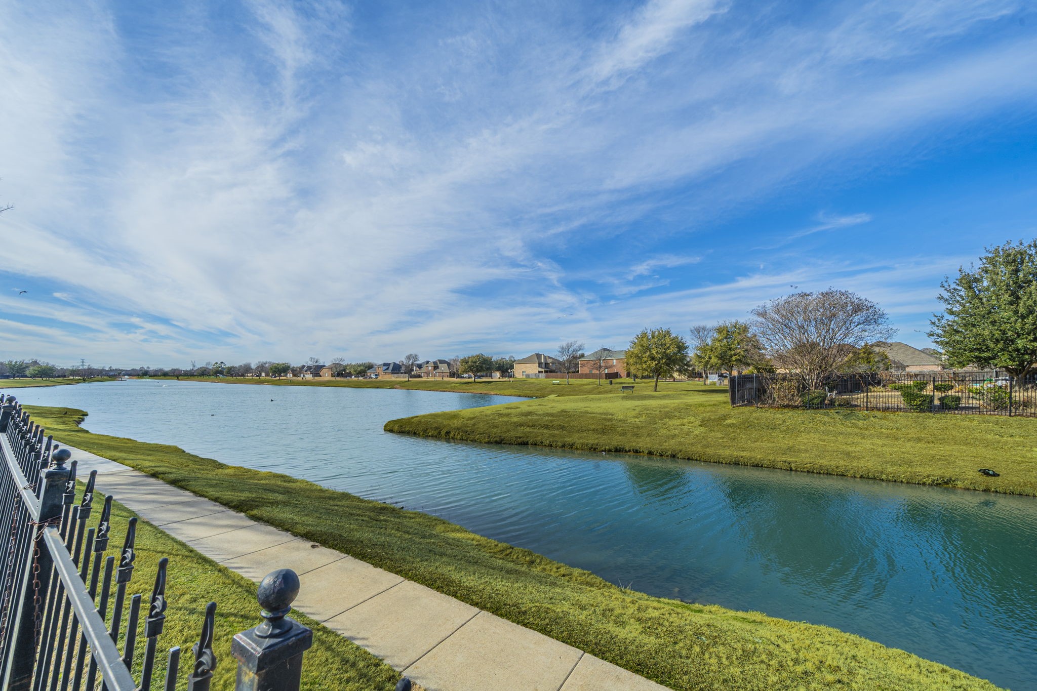 2216 La Salle Trail Grand Prairie TX 75052