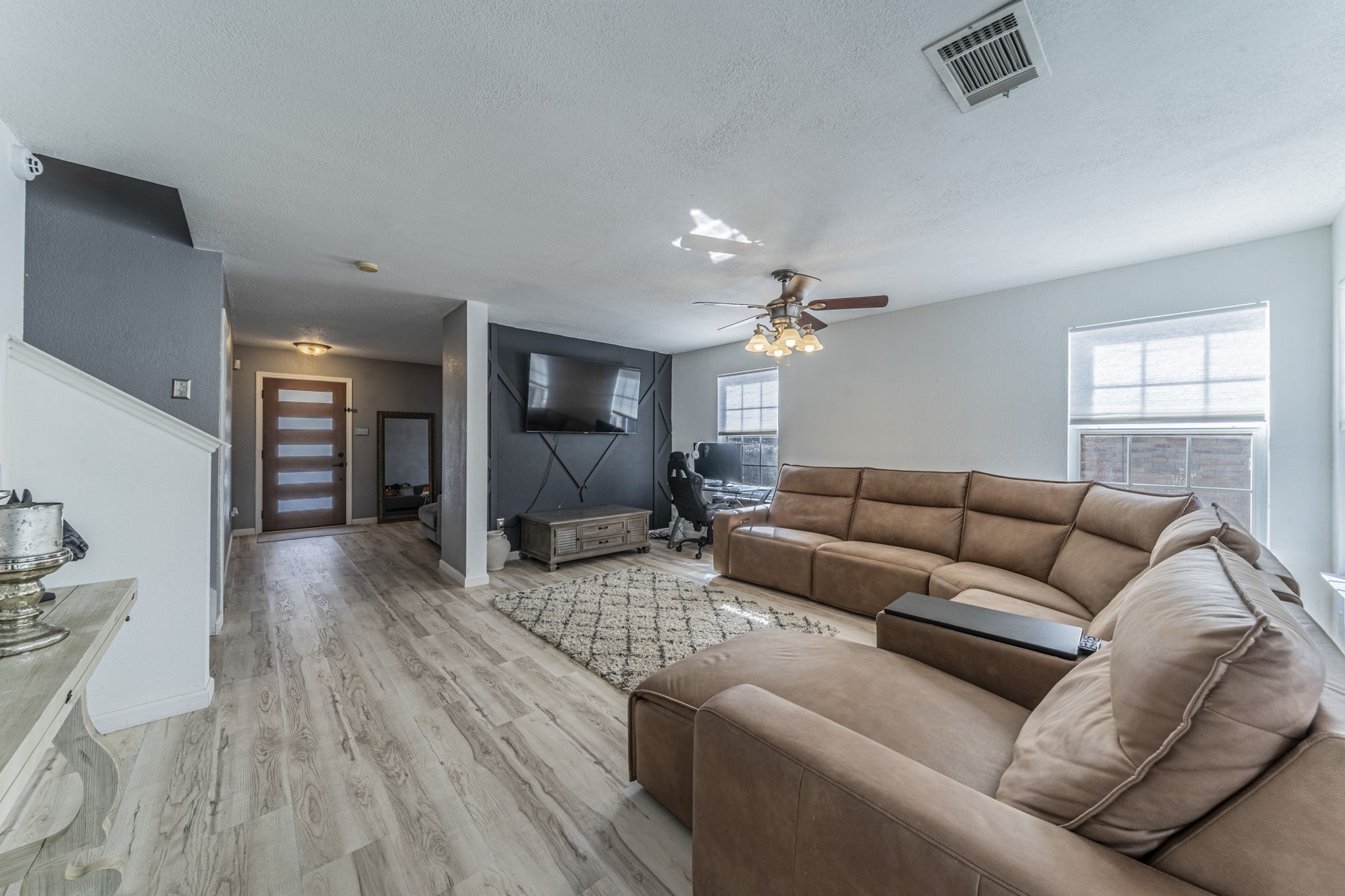 2216 La Salle Trail Grand Prairie TX 75052