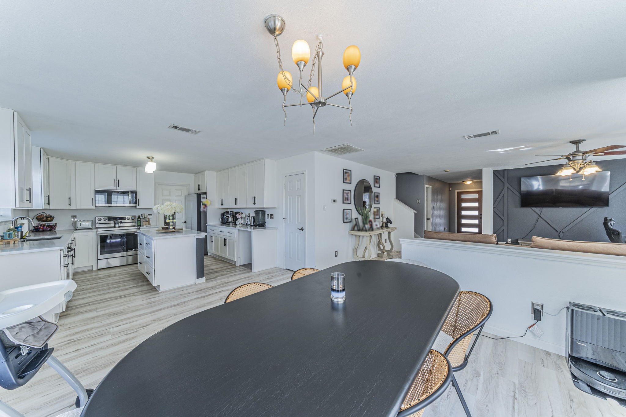 2216 La Salle Trail Grand Prairie TX 75052