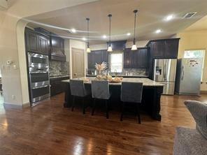 2813 Regents Park Lane Garland TX 75043