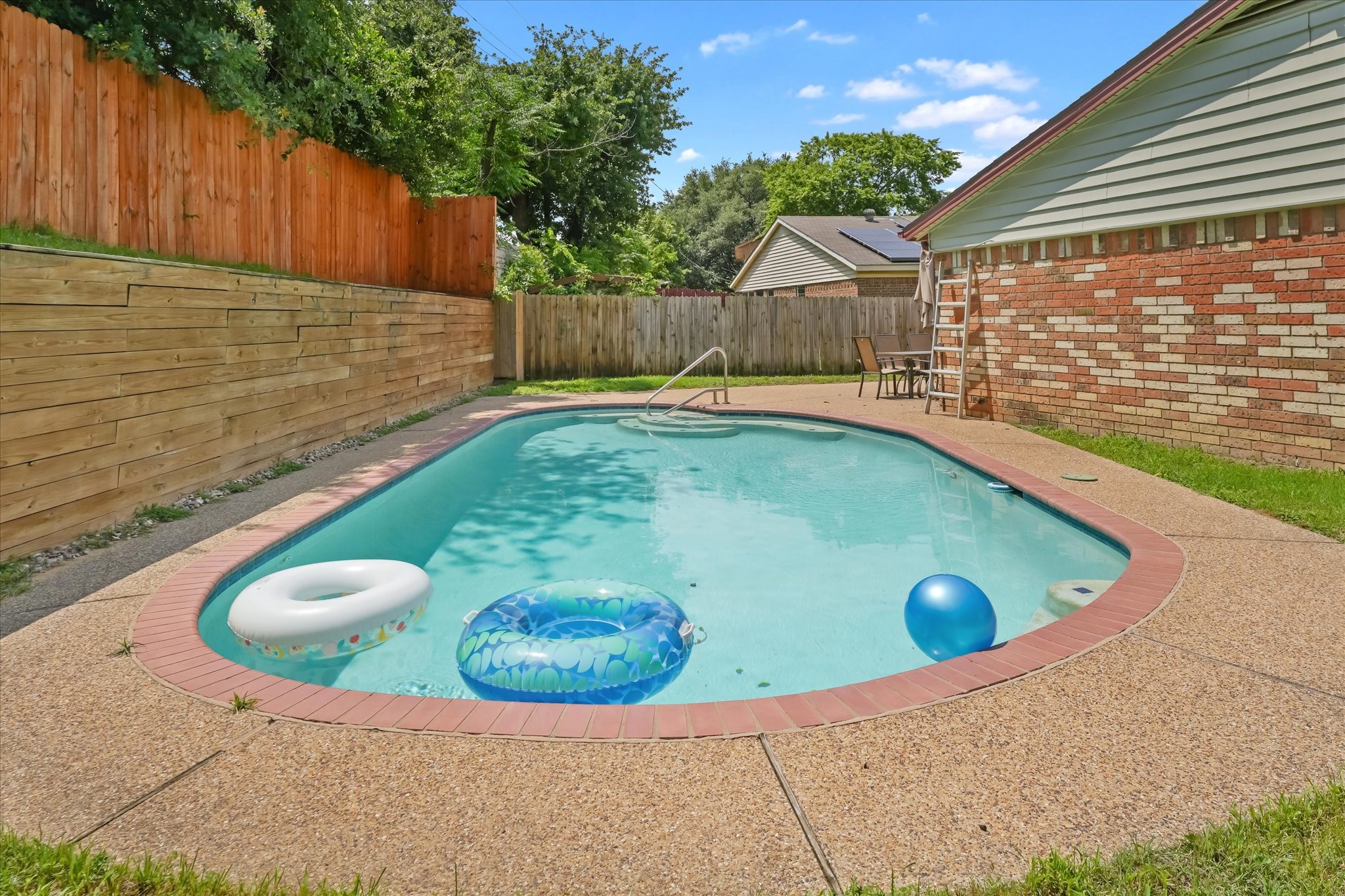 1926 Creek Wood Court Irving TX 75060