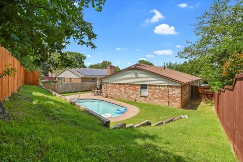 1926 Creek Wood Court Irving TX 75060