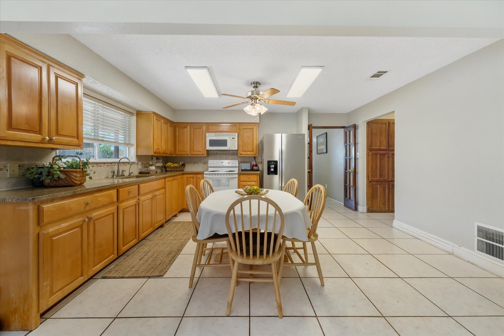 1926 Creek Wood Court Irving TX 75060